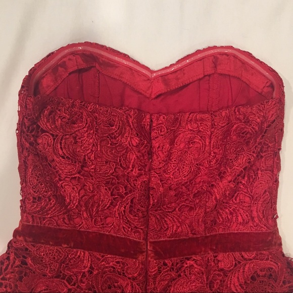 Blaque Label Rylie Strapless Dress Peplum Lace NWT - Picture 4 of 8